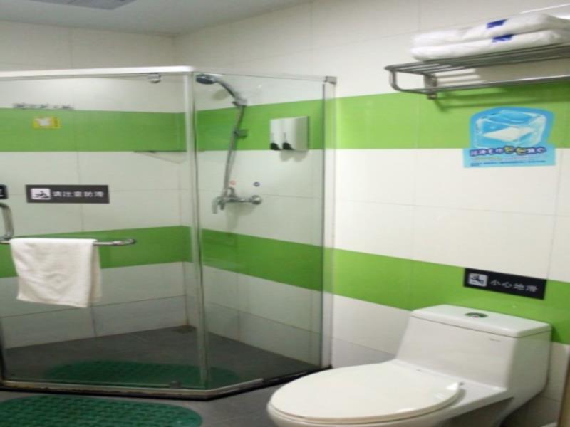 7Days Inn Huaihua Mayang Binhe Road Exterior photo
