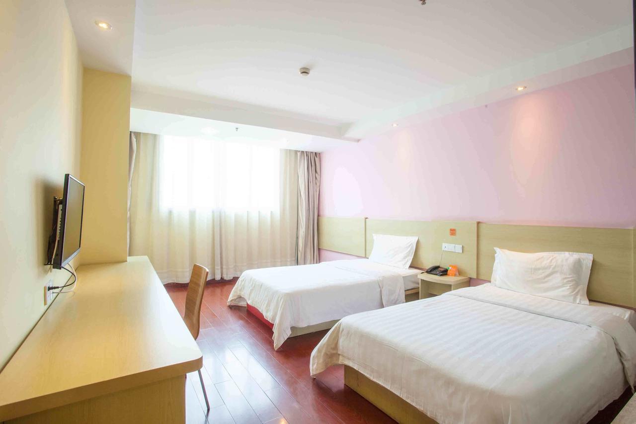 7Days Inn Huaihua Mayang Binhe Road Exterior photo